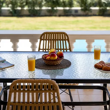 Retreat * Spartia (Kefalonia)