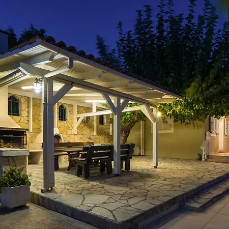 Retreat * Spartia (Kefalonia)